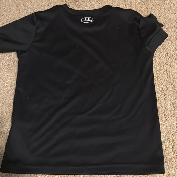 Boys UA tshirt - Picture 4 of 6